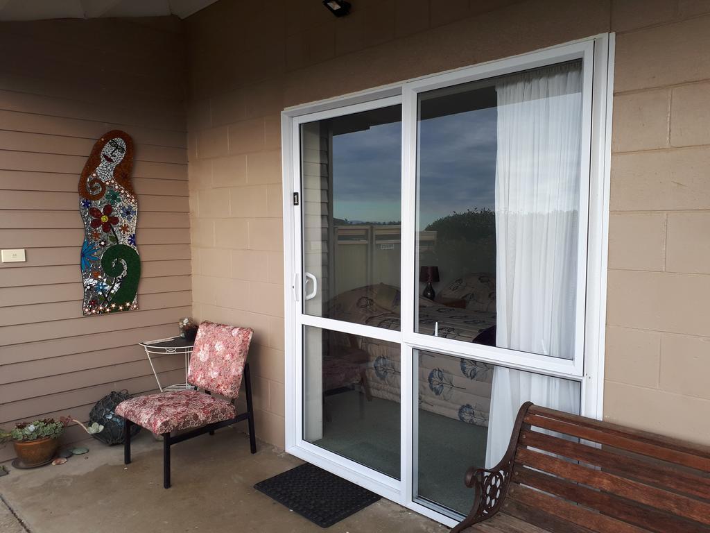 Riverton Holiday Park Экстерьер фото