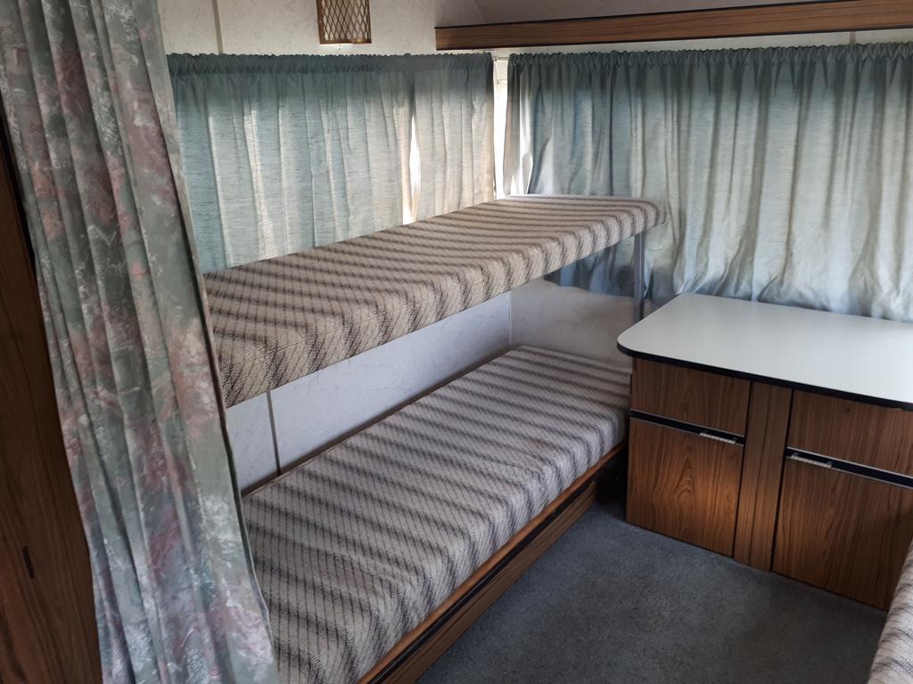 Riverton Holiday Park Экстерьер фото